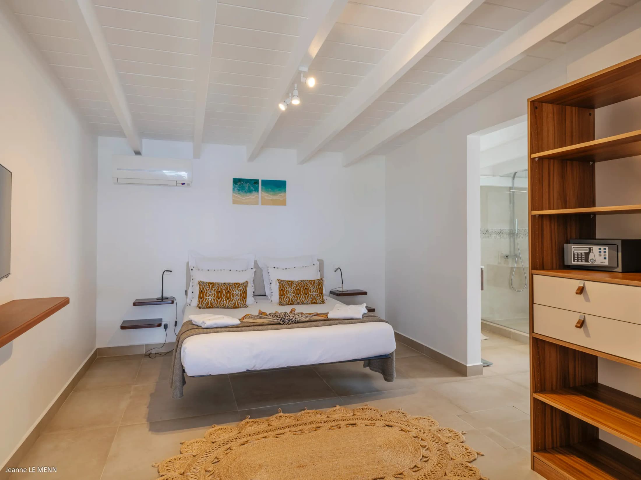 Third en-suite bedroom — photo 03