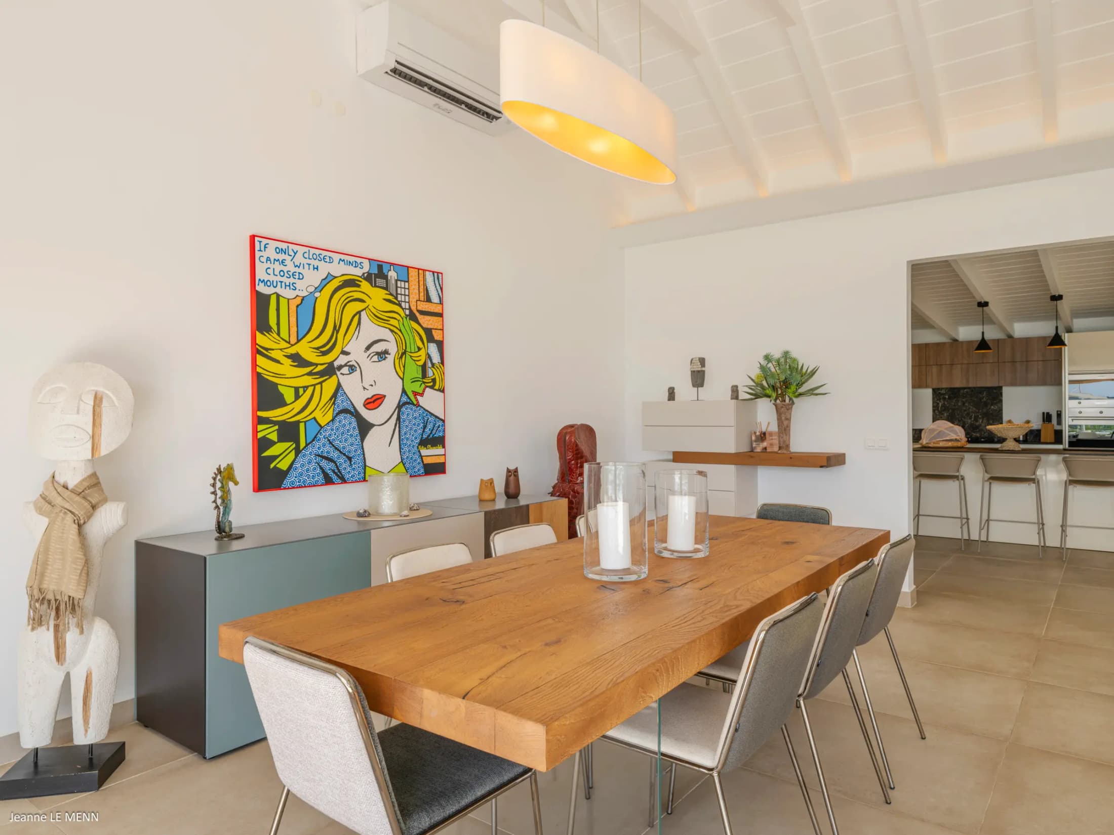 Fully equipped gourmet kitchen — photo 02