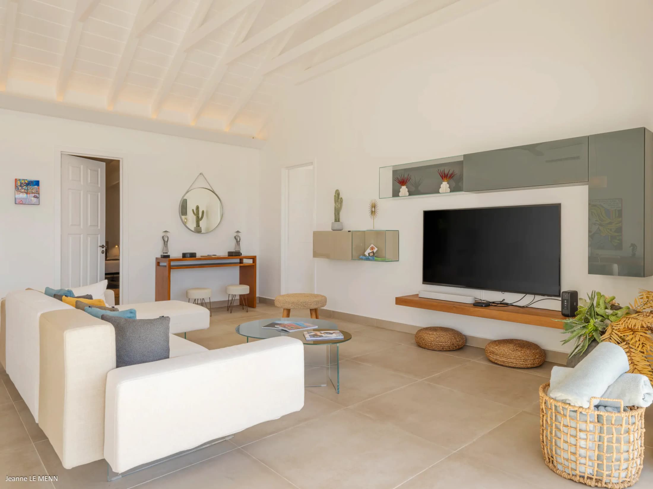 Open-plan living room with panoramic Caribbean sea view — photo 02
